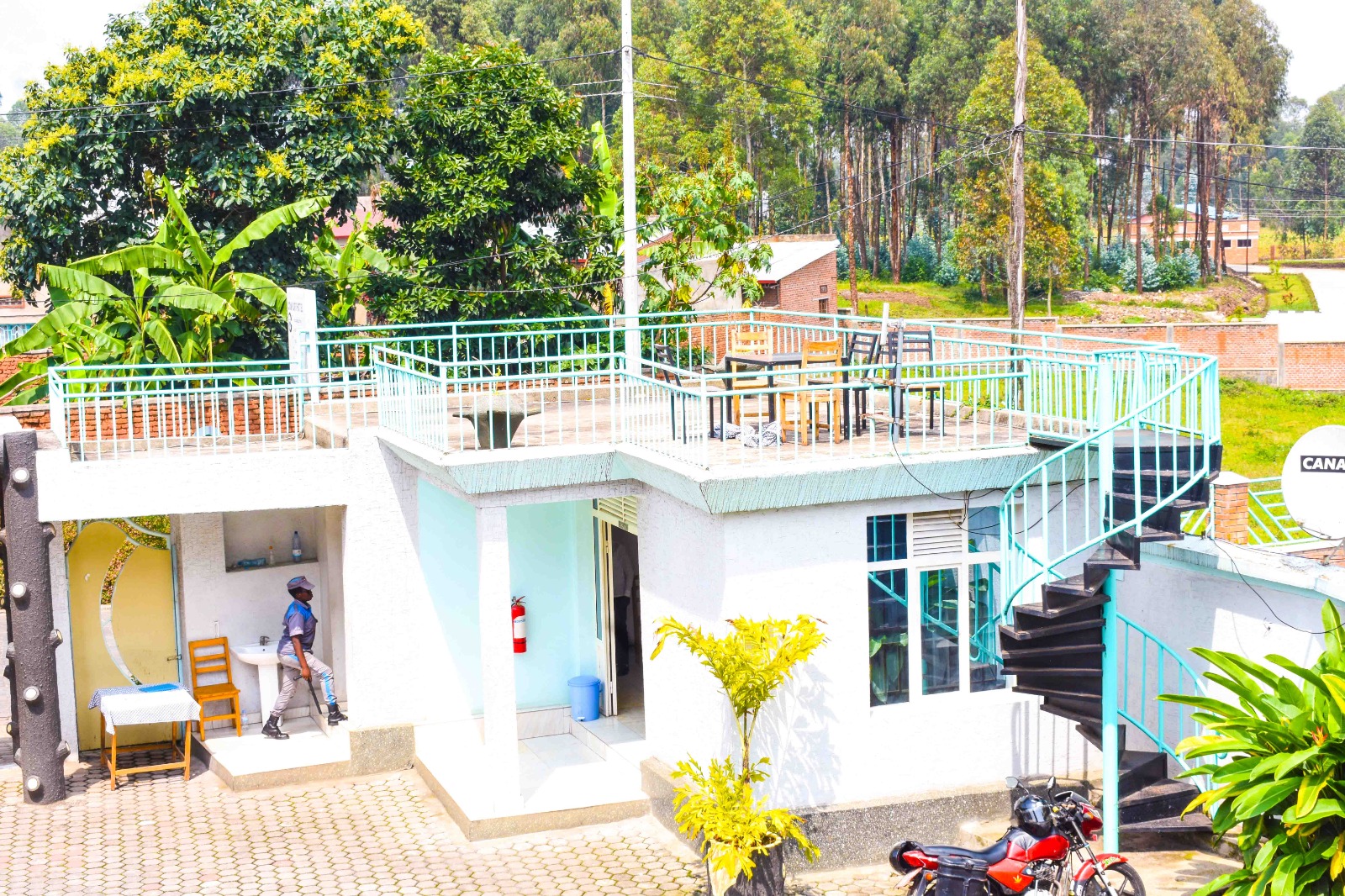 Welcome to Comfort  Hotel Rooms and Services